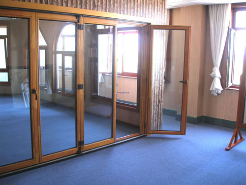門(mén)窗企業(yè)需要適時(shí)而變，才能順勢(shì)發(fā)展