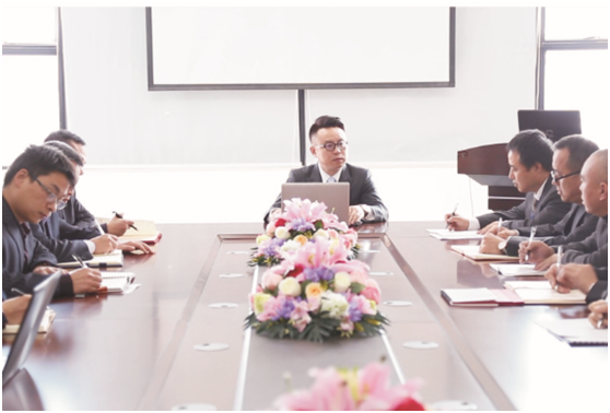 超人廚衛(wèi)董事長羅子?。阂宰儜?yīng)變，以變制變
