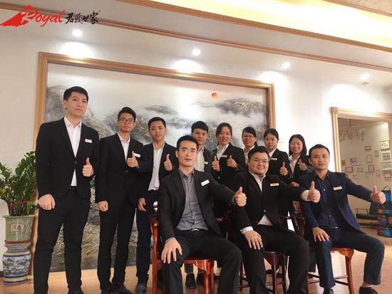 推進(jìn)“穩(wěn)就業(yè)”風(fēng)尚 君匠世家藝術(shù)壁材啟動(dòng)校園招聘
