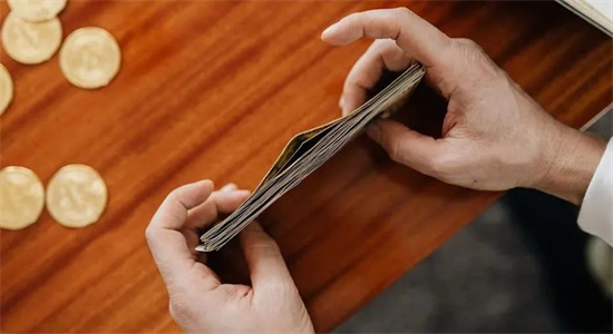 銀行理財(cái)為何不再保本?